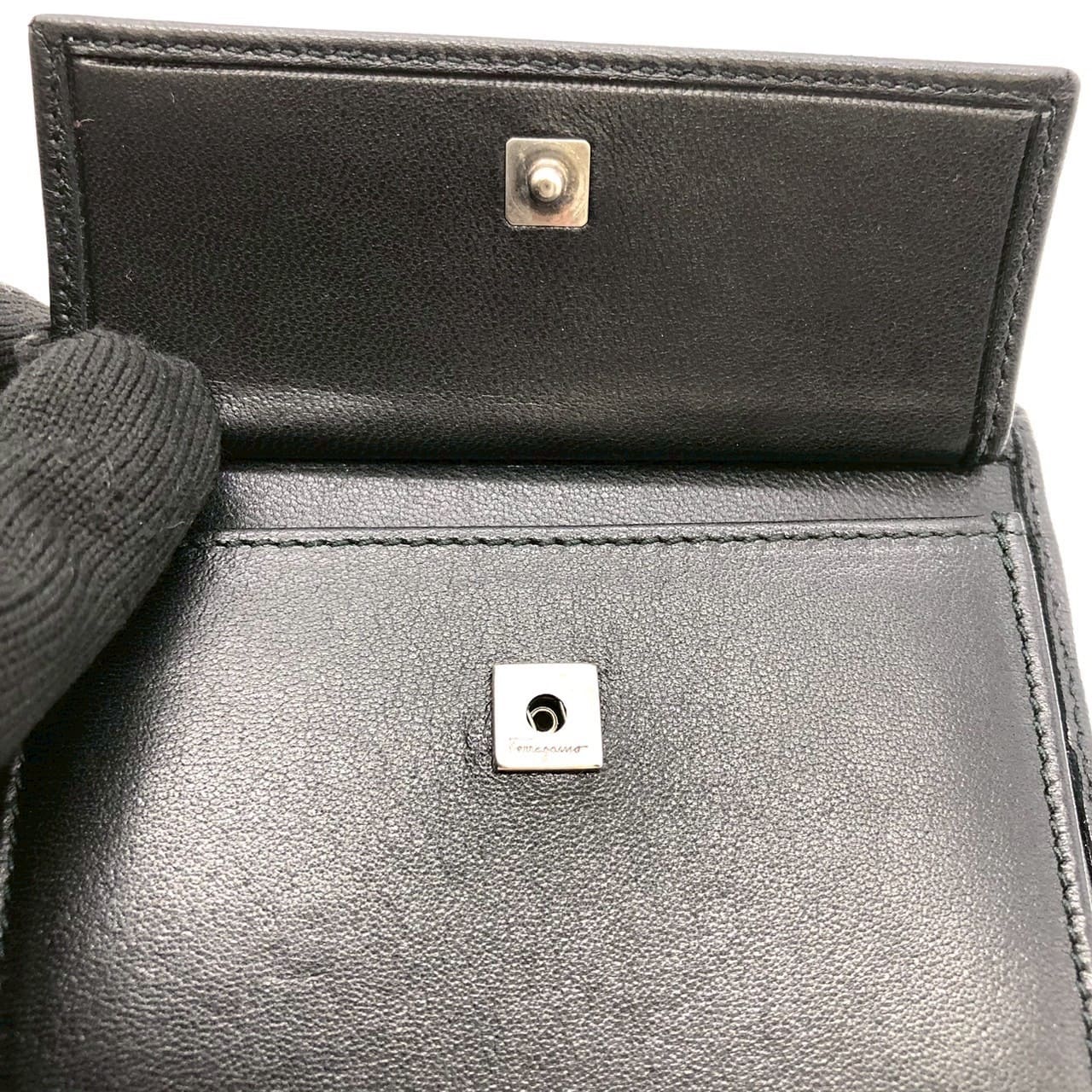 Salvatore Ferragamo Gancini Bi-fold Leather Wallet, Black, for Women and Men