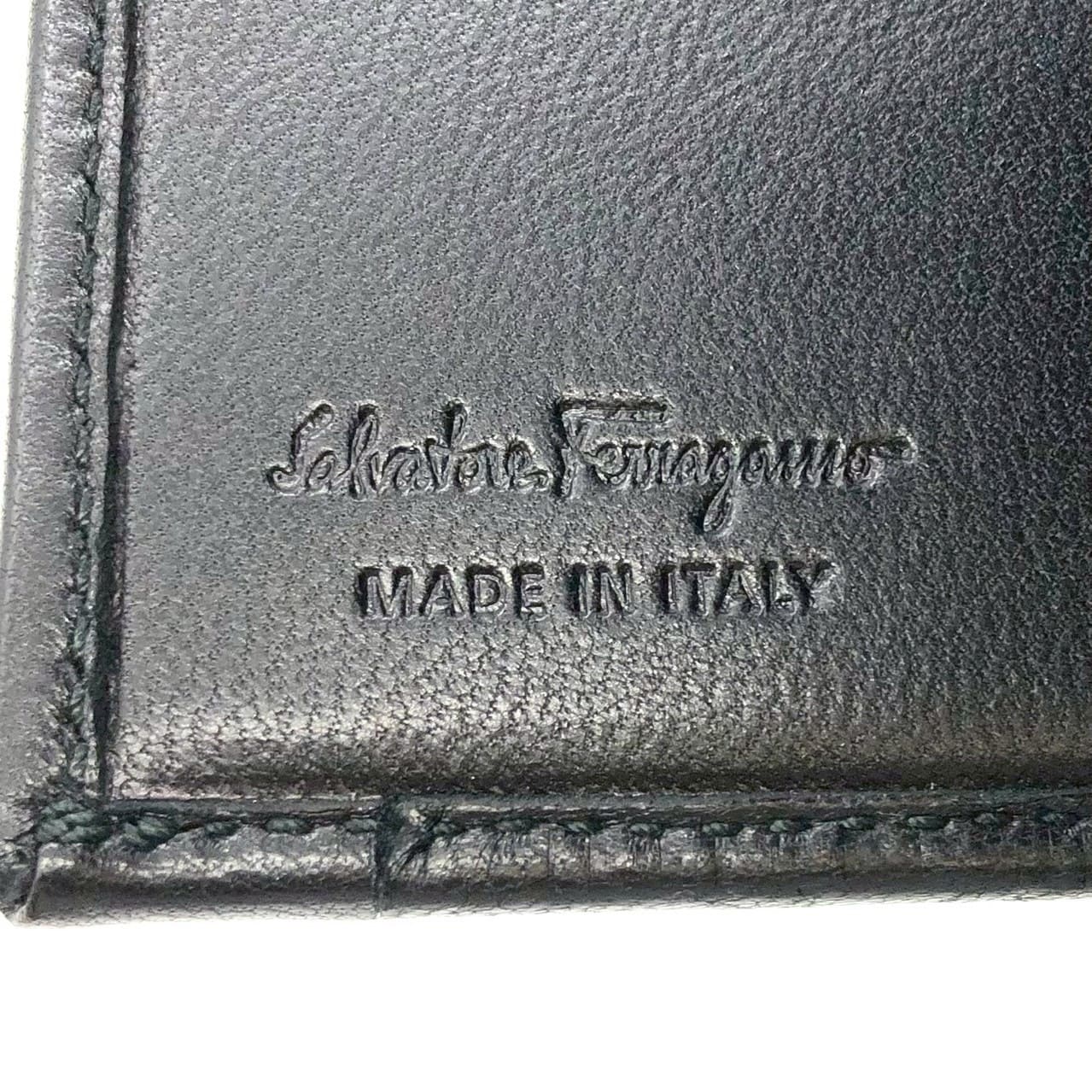 Salvatore Ferragamo Gancini Bi-fold Leather Wallet, Black, for Women and Men
