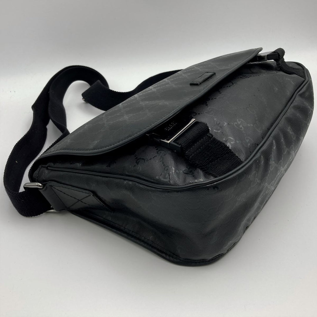 Gucci 201732 Shoulder bags GG Implementation Black