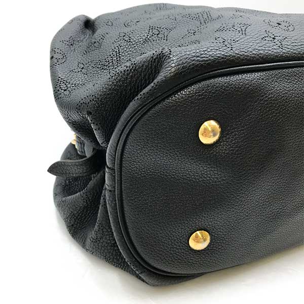 Louis Vuitton M95547 Monogram Mahina XL Shoulder bags Leather Black