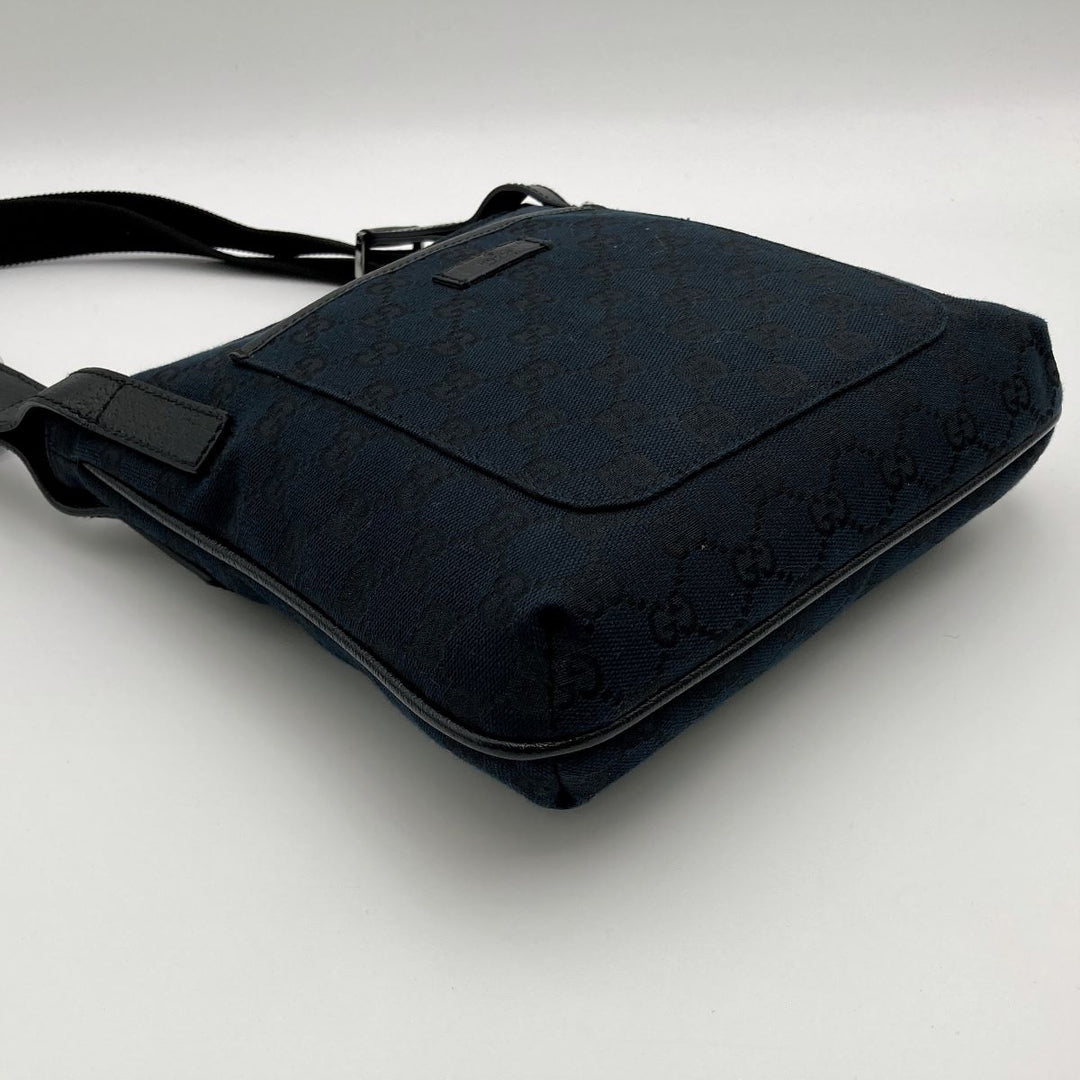 GUCCI/Gucci 122793 GG Shoulder bags Canvas Black