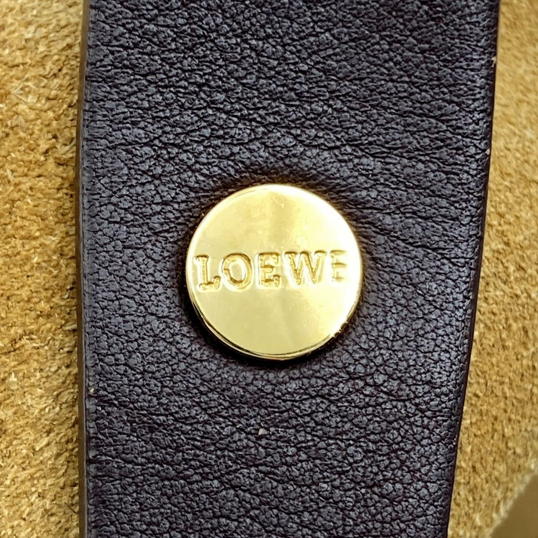 Loewe Handbags Beige Pouch