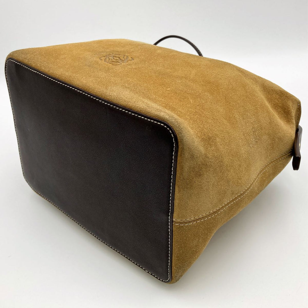 Loewe Handbags Beige Pouch