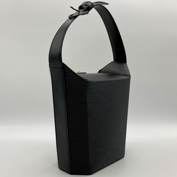 Louis Vuitton M80161  Epi Noir Shoulder bags Leather Black