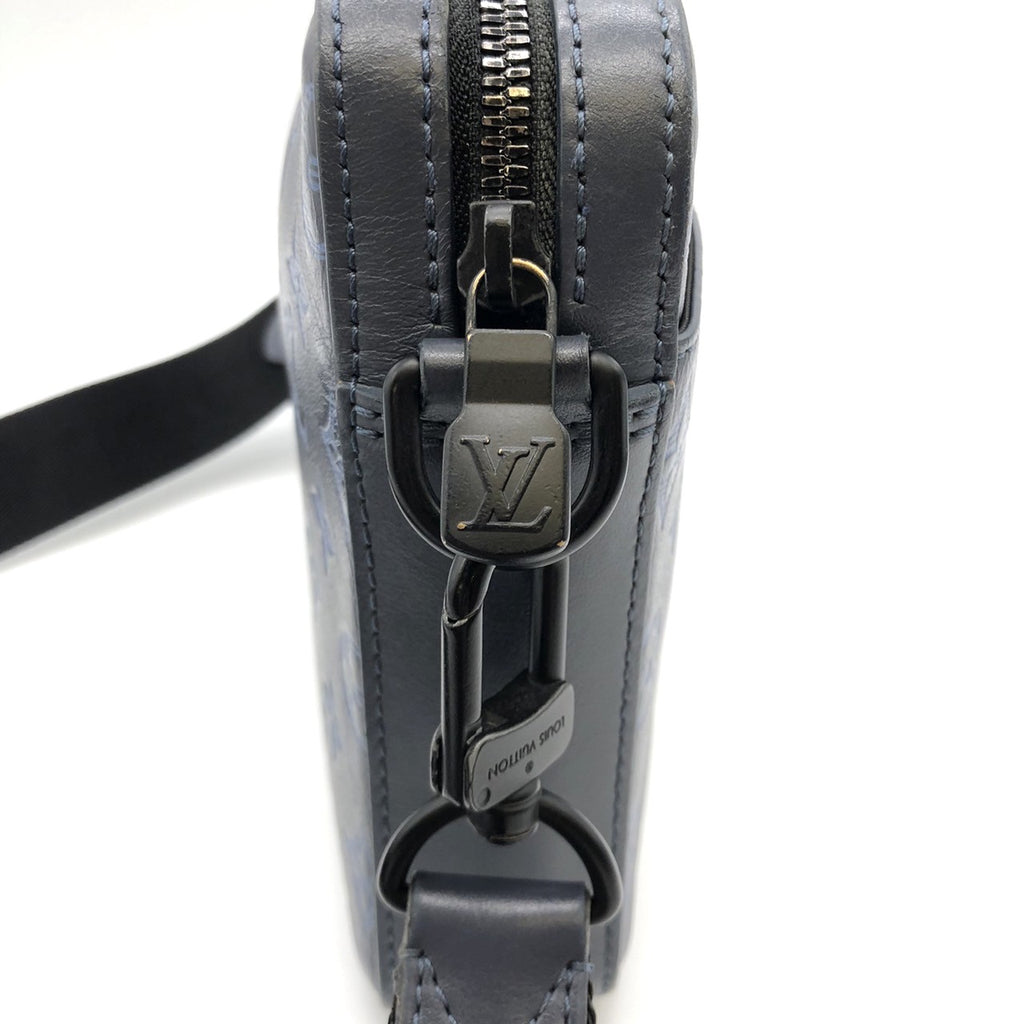 ルイ・ヴィトン デュオ メッセンジャー M45730 ショルダーバッグ モノグラム シャドウ ブラック（男女兼用）【中古品】