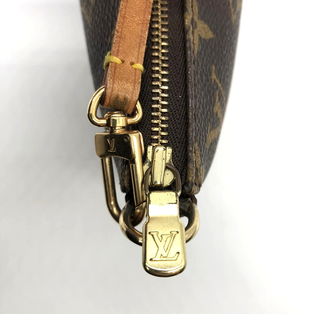 Louis Vuitton M51980 Pochette Accessoires Handbag in Brown Monogram Canvas/Leather