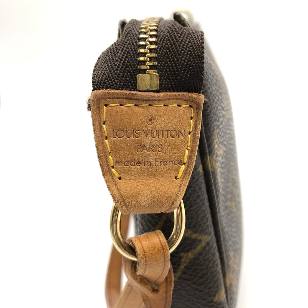 Louis Vuitton M51980 Pochette Accessoires Handbag in Brown Monogram Canvas/Leather
