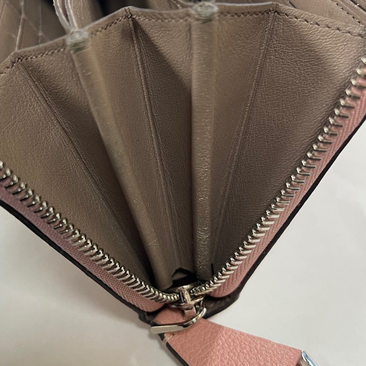 LOUIS VUITTON M60148 Portefeuille Comet Long Wallet with Box, Leather, Magnolia Pink, Women's
