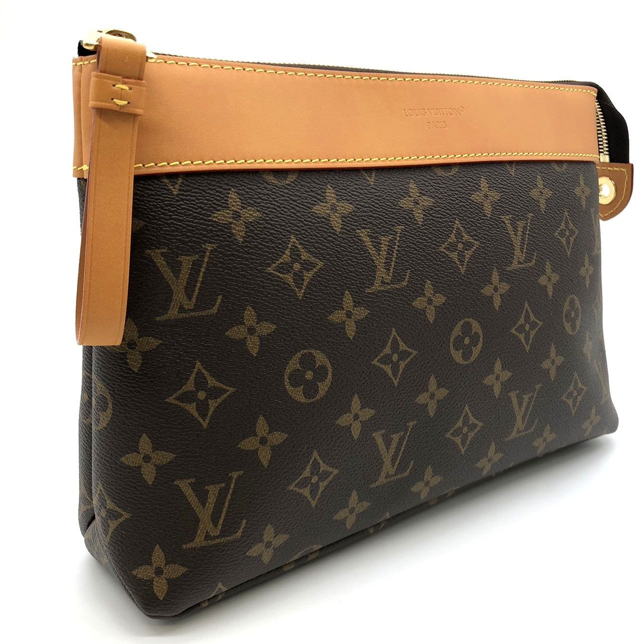 Excellent condition LOUIS VUITTON Pochette Voyage Souple M14057 clutch bag, Monogram canvas/leather, brown, women's fashion.