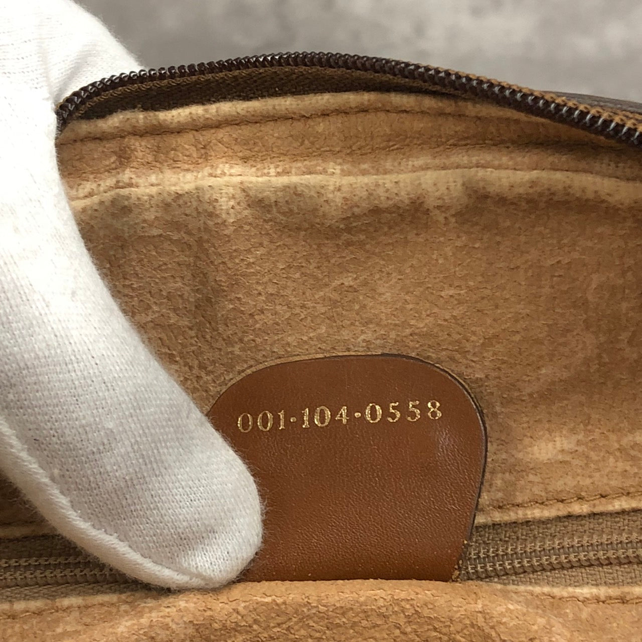 GUCCI Old Gucci 0001 104 0558 Shoulder Bag White Brown Micro GG PVC x Leather Brand Women's (Slightly Imperfect)