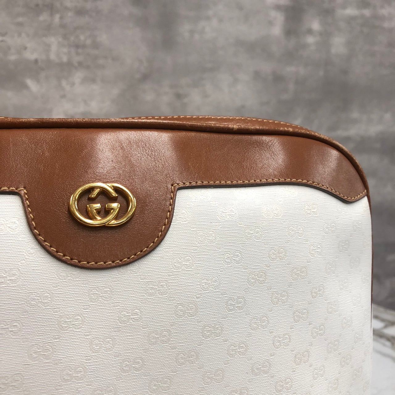 GUCCI Old Gucci 0001 104 0558 Shoulder Bag White Brown Micro GG PVC x Leather Brand Women's (Slightly Imperfect)