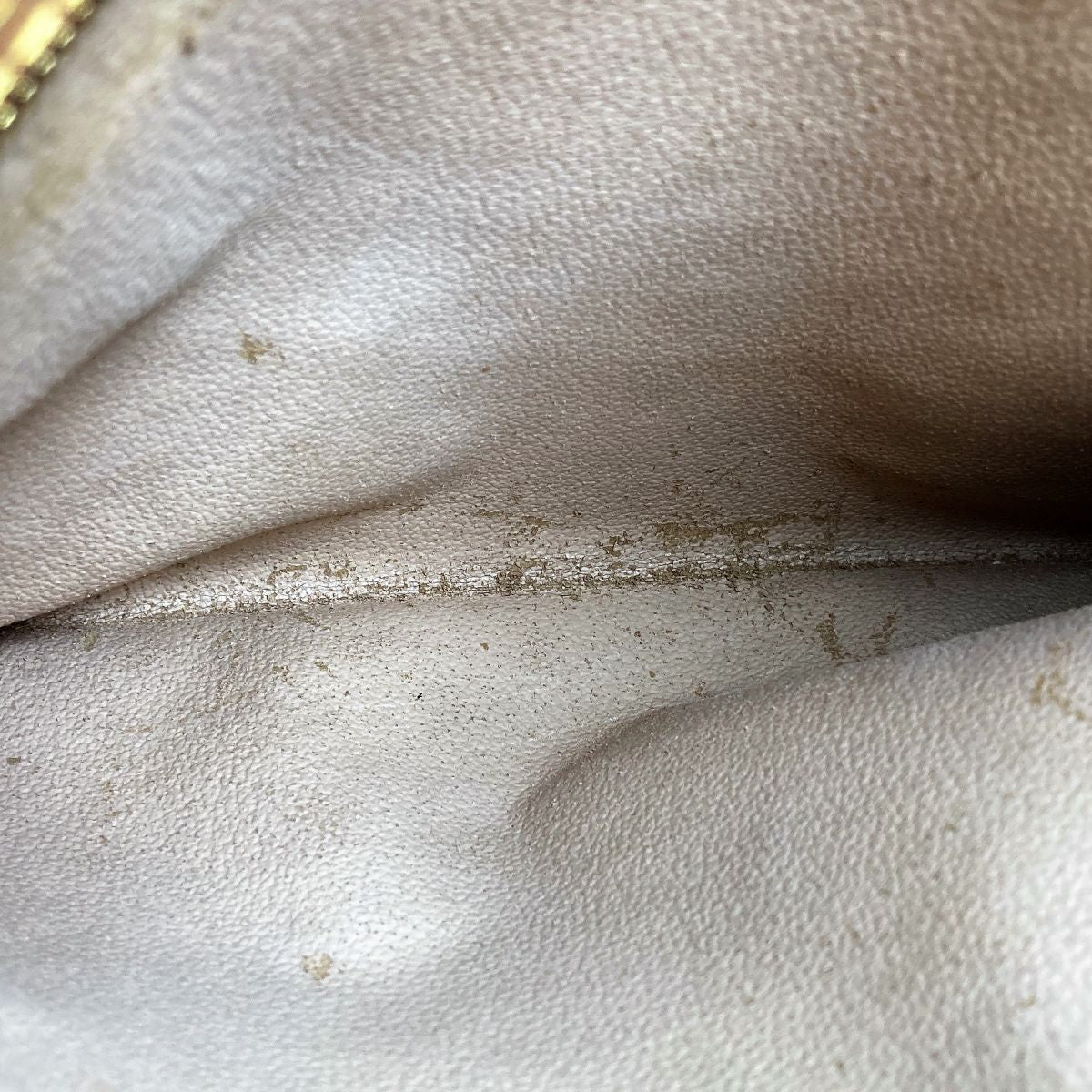 Louis Vuitton M53380/Rivoli Handbag Monogram