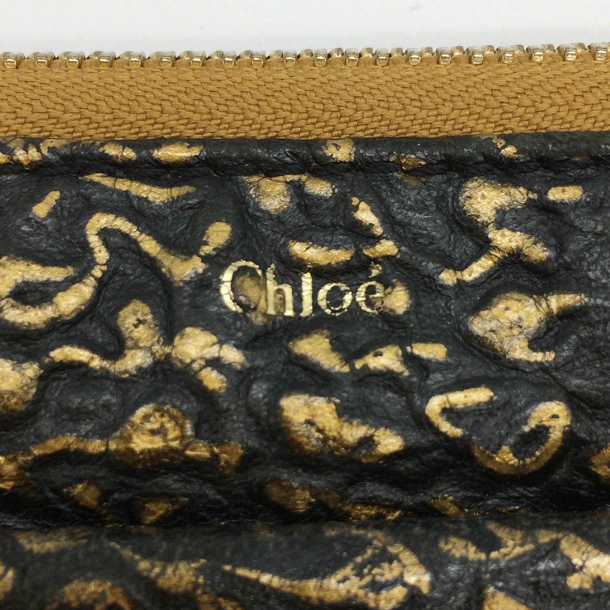 Chloe Lily Long Wallet Round Zipper Ribbon Leather Black x Gold