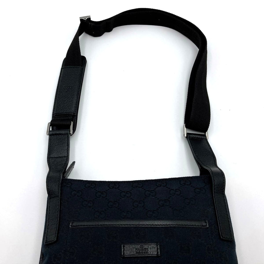 Gucci 122793 Crossbody Shoulder Bag in GG Canvas, Black