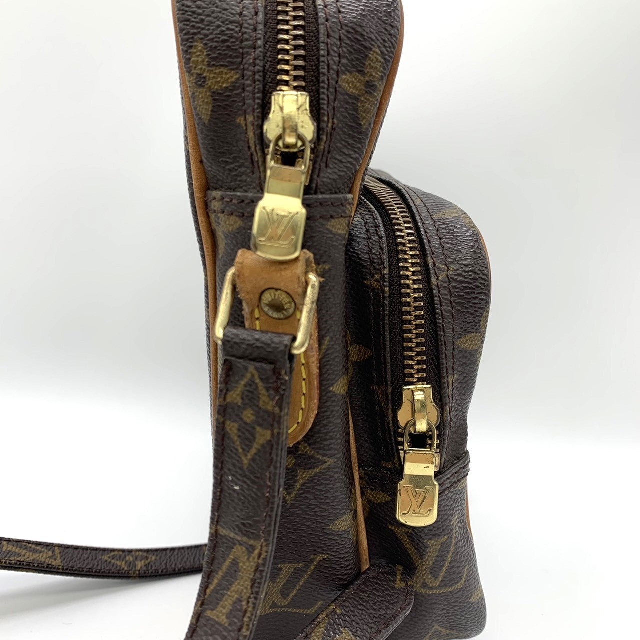 Louis Vuitton Amazon Shoulder Bag Monogram Canvas Brown M45236